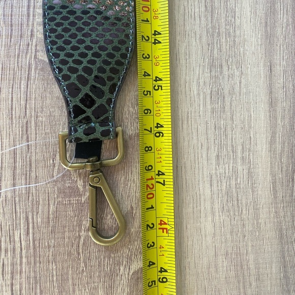 NWT Anthropologie Snake Print Crossbody Strap Moss Green Removable - Picture 8 of 8